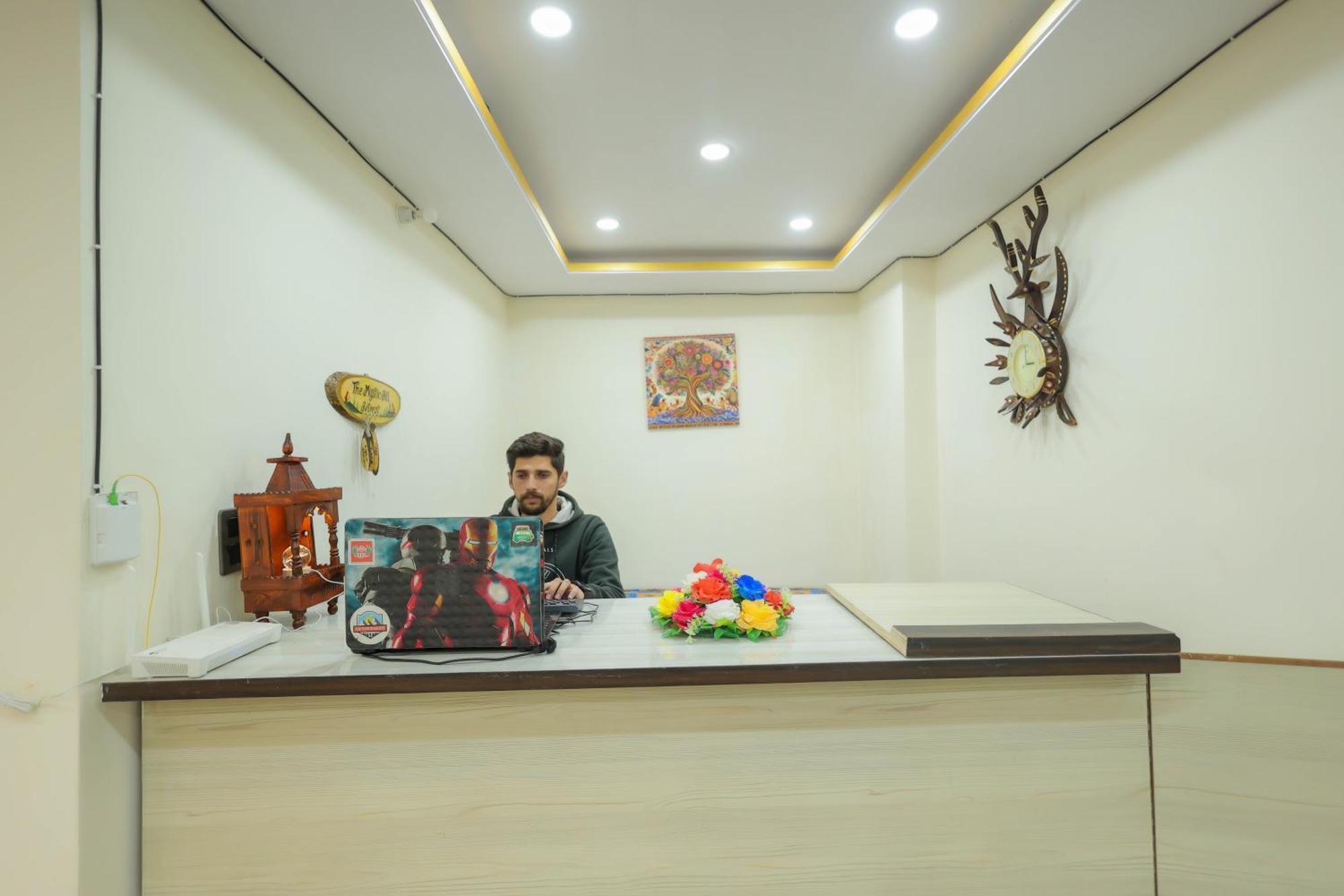 Mystic Hills Retreat Hotel Shimla Bagian luar foto