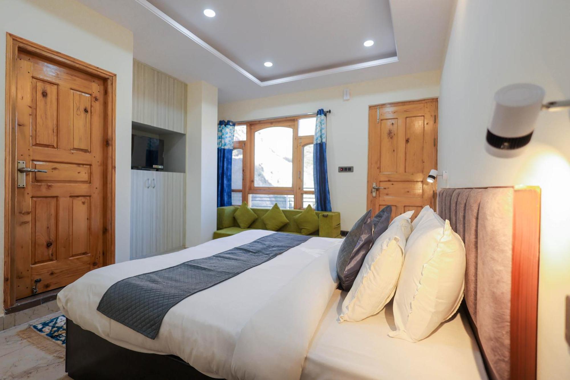 Mystic Hills Retreat Hotel Shimla Bagian luar foto