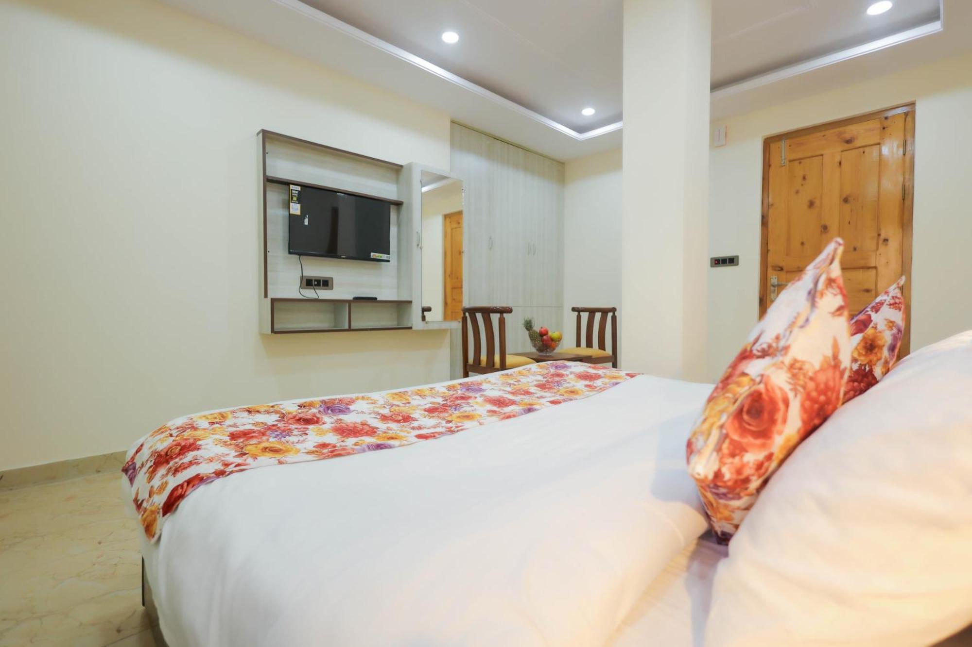 Mystic Hills Retreat Hotel Shimla Bagian luar foto