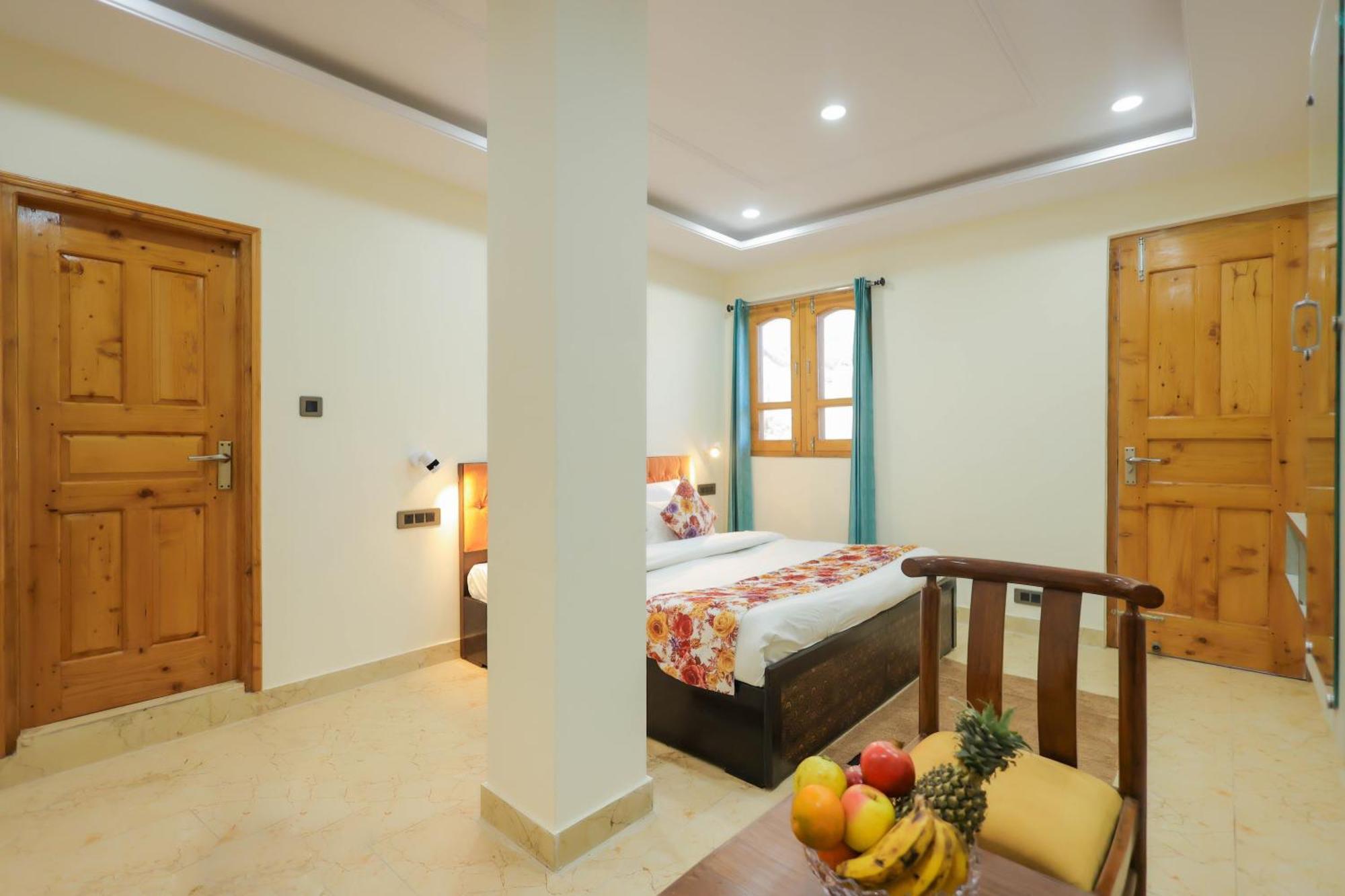 Mystic Hills Retreat Hotel Shimla Bagian luar foto